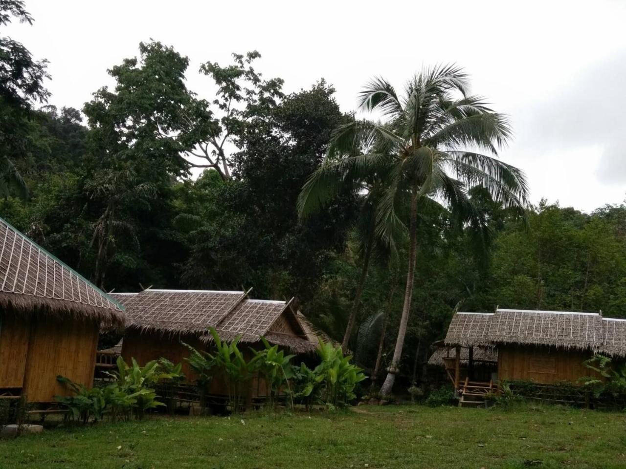 Baan Kon Kan Resort Ko Kut Exterior foto