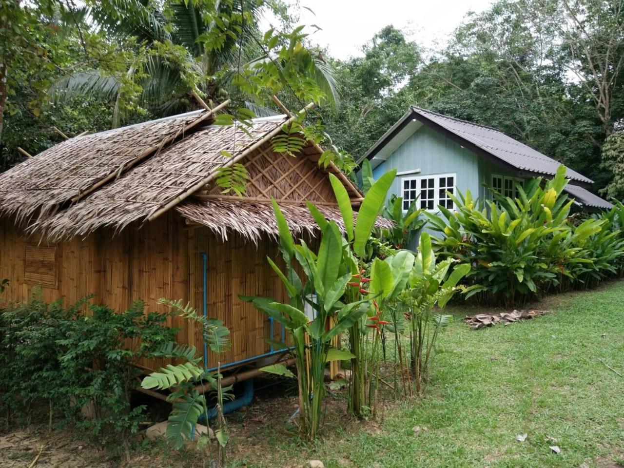 Baan Kon Kan Resort Ko Kut Exterior foto